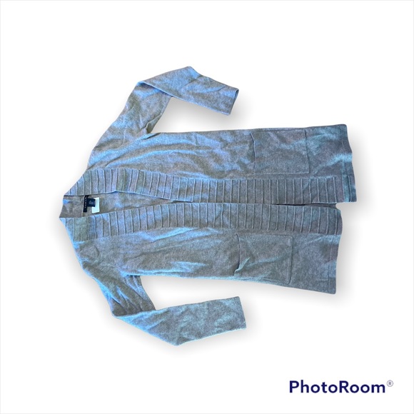 TAHARI Ribbed Merino Wool Cardigan - Picture 1 of 5